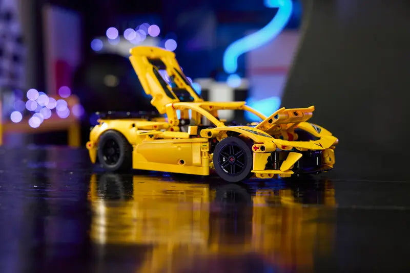 LEGO Chevrolet Corvette Stingray (42161)