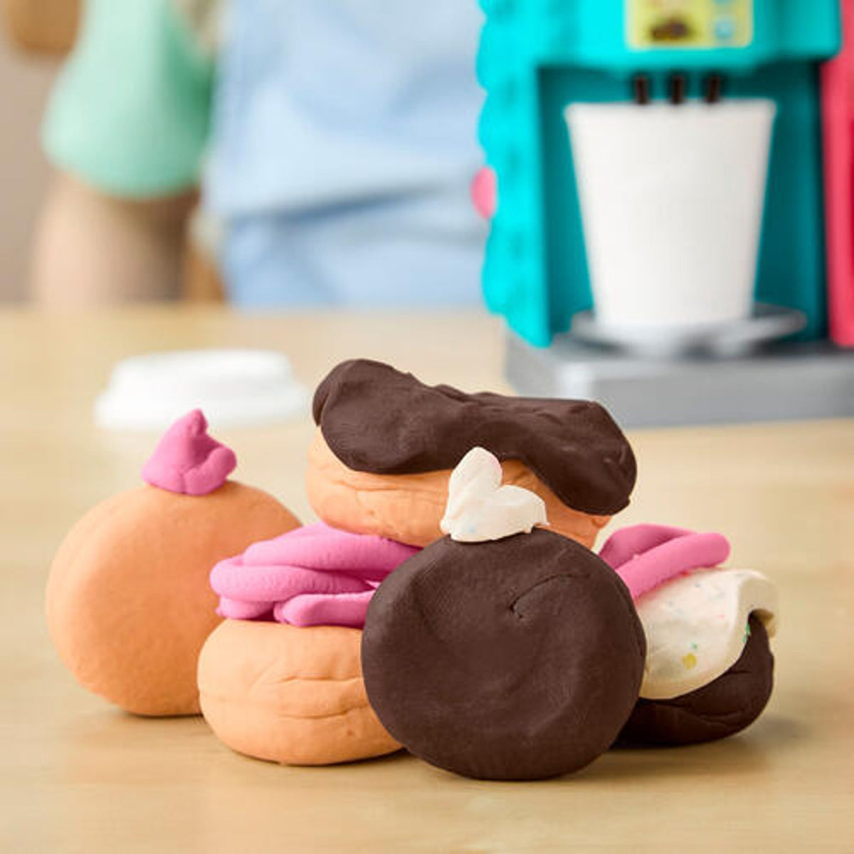 Play-Doh Donut Drop Shop Playset by Play-Doh