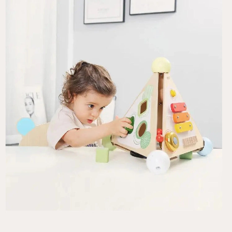 CLASSIC WORLD PYRAMID ACTIVITY BOX by Classic World