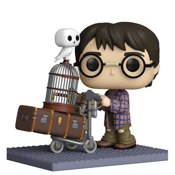 Funko Pop Deluxe: Harry Potter 20th Anniversary - Harry Pushing Trolley (135) by FUNKO POP!