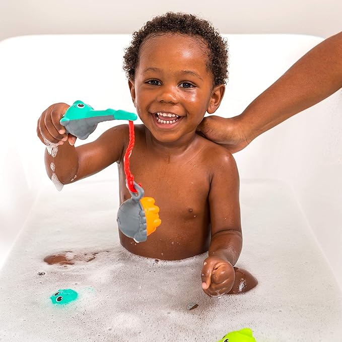 Infantino Fish & Link Bath Activity Set by Blue Box Kids