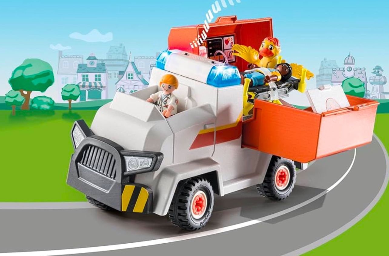 Playmobil Duck On Call - Ambulance Emergency Vehicle (70916)