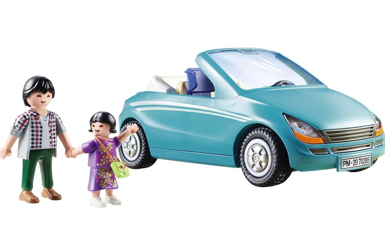 Playmobil Family with Car (70285)