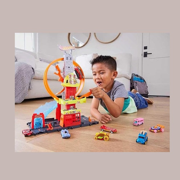 SUPER LOOP FIRE STATION by Mattel