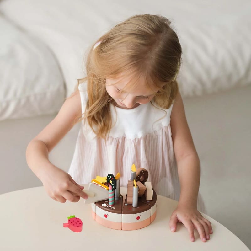 WOODEN CHOCOLATE CAKE by Classic World
