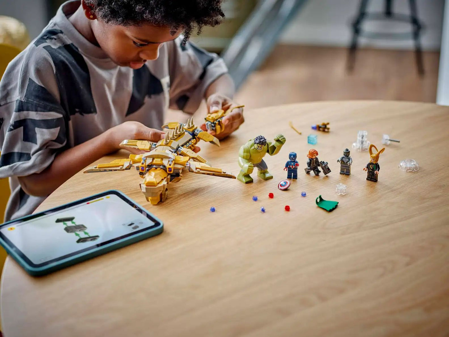 THE AVENGERS VS THE LEVIATHAN (76290)