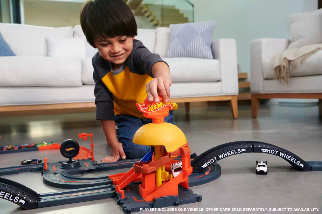 DOWNTOWN BURGER DRIVE-THRU