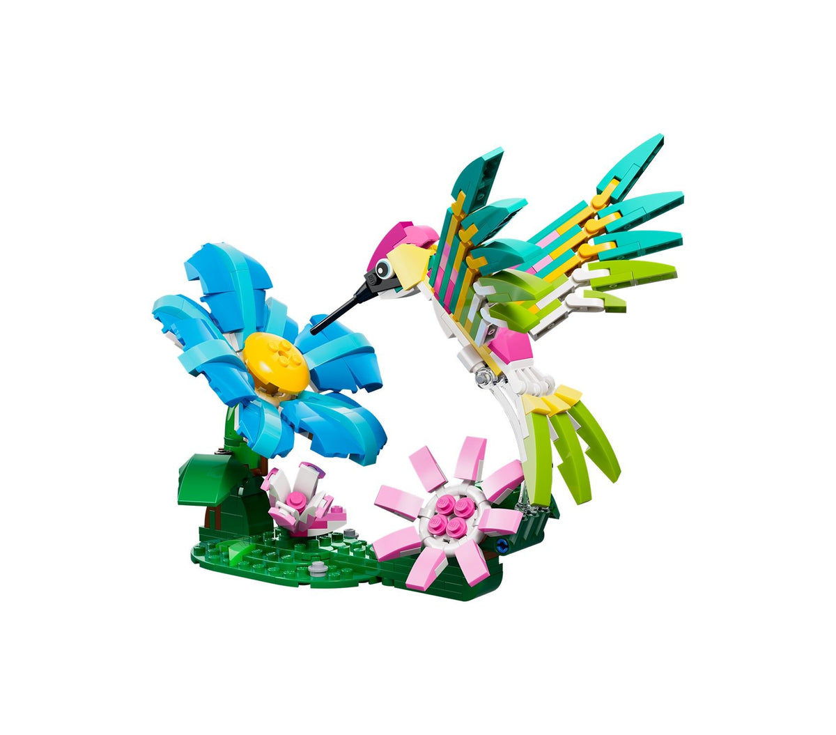 LEGO Creator 3 in 1 Wild Animals: Colorful Hummingbird (31384) by LEGO