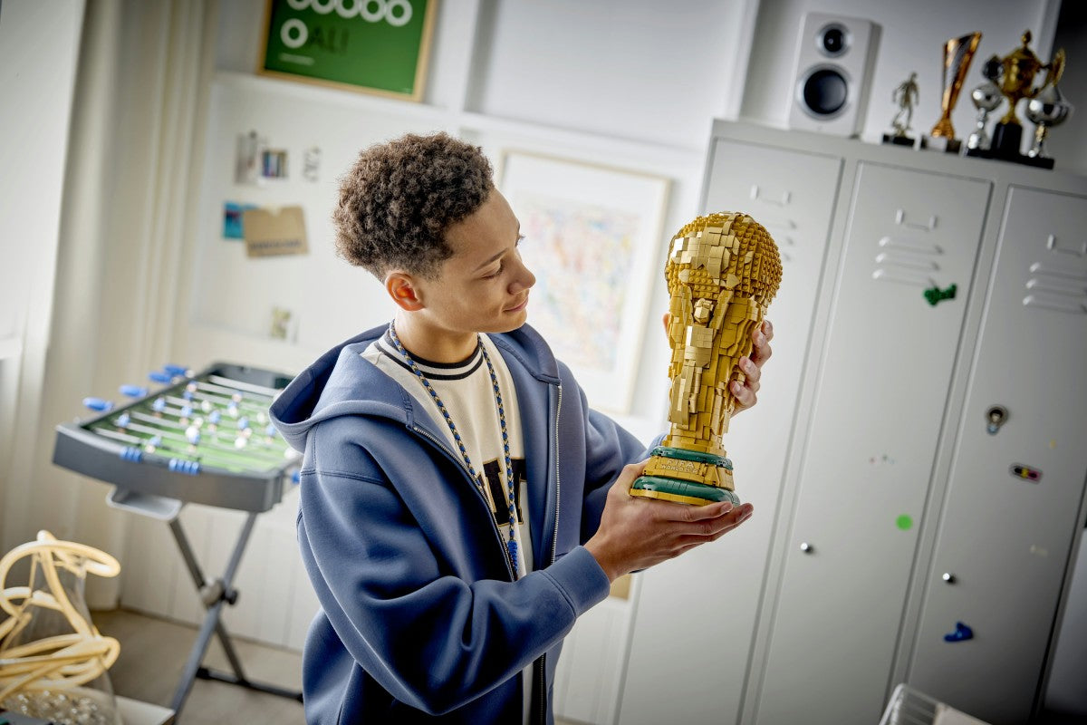 LEGO Editions FIFA World Cup Official Trophy (43020) by LEGO