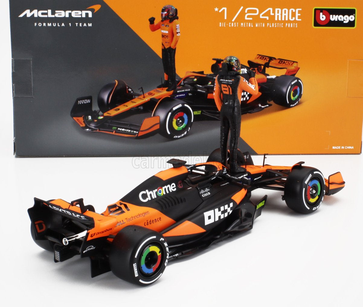 BURAGO 1/24 MCL38 OSCAR PIASTRI #81 WITH HELMET