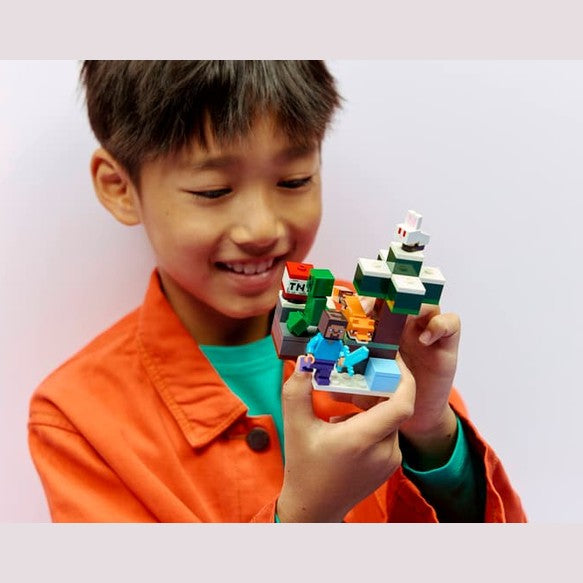 LEGO Steve's Taiga Adventure (21583) by LEGO
