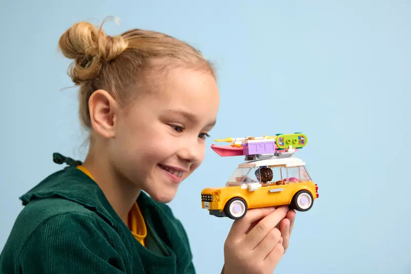 LEGO Friendship Road-Trip Travel Car (42659)