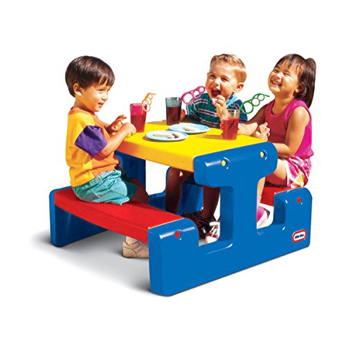 Little Tikes Picnic Table by MGA ENTERTAINMENT LTD