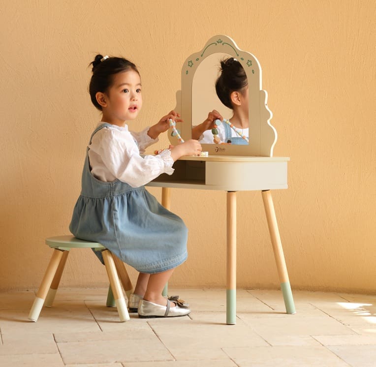 CLASSIC WORLD – MAGIC DRESSER