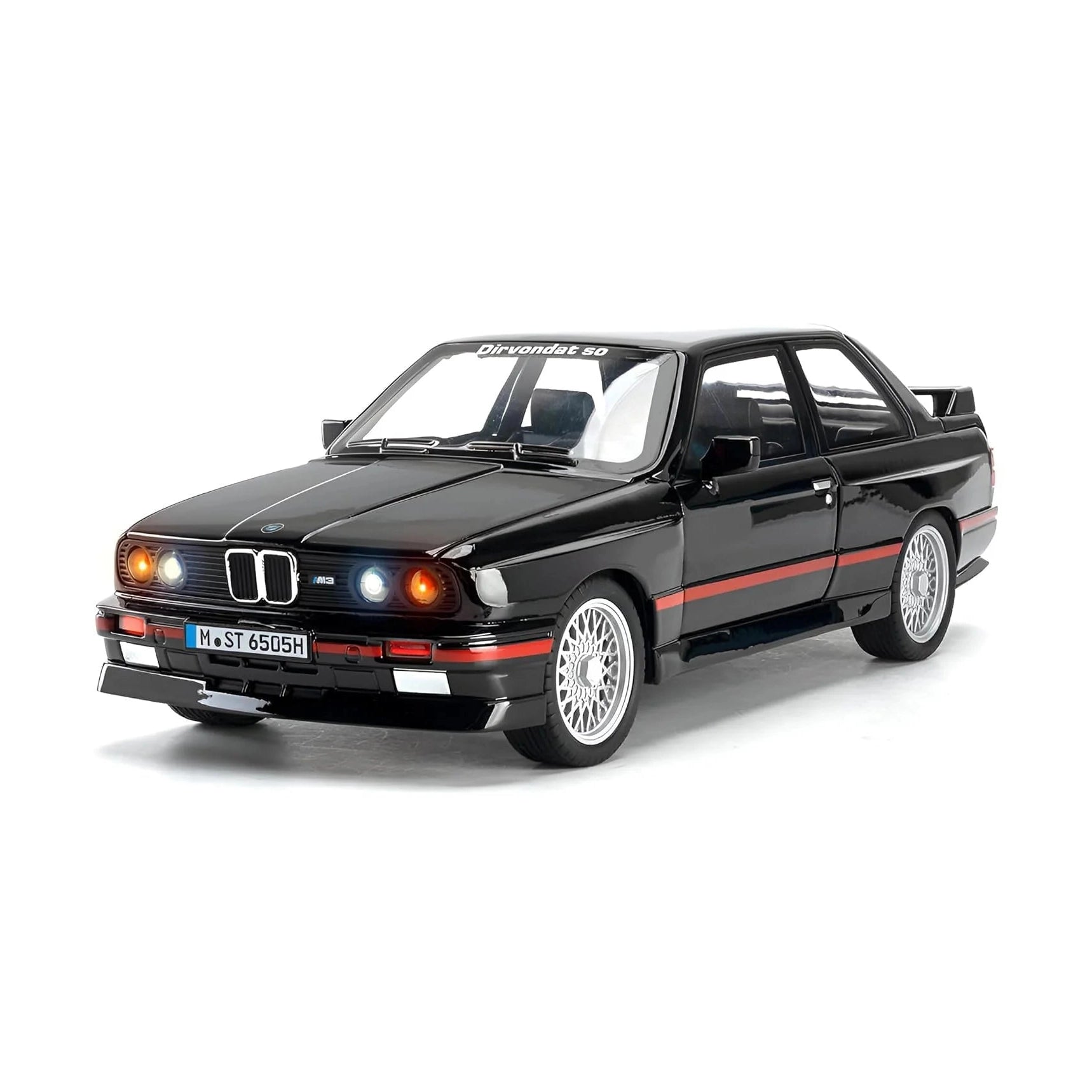 BMW M3 E30 1:24 Die-Cast Car by CHE ZHI