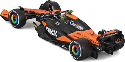 BURAGO 1/24  MCL38 LANDO NORRIS #4
