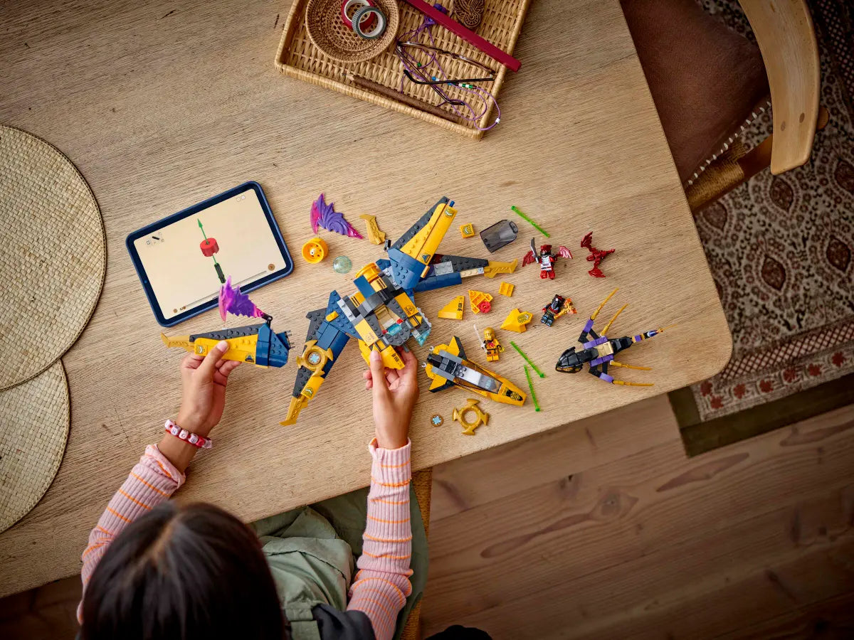 Ras and Arin's Super Storm Jet (71833)