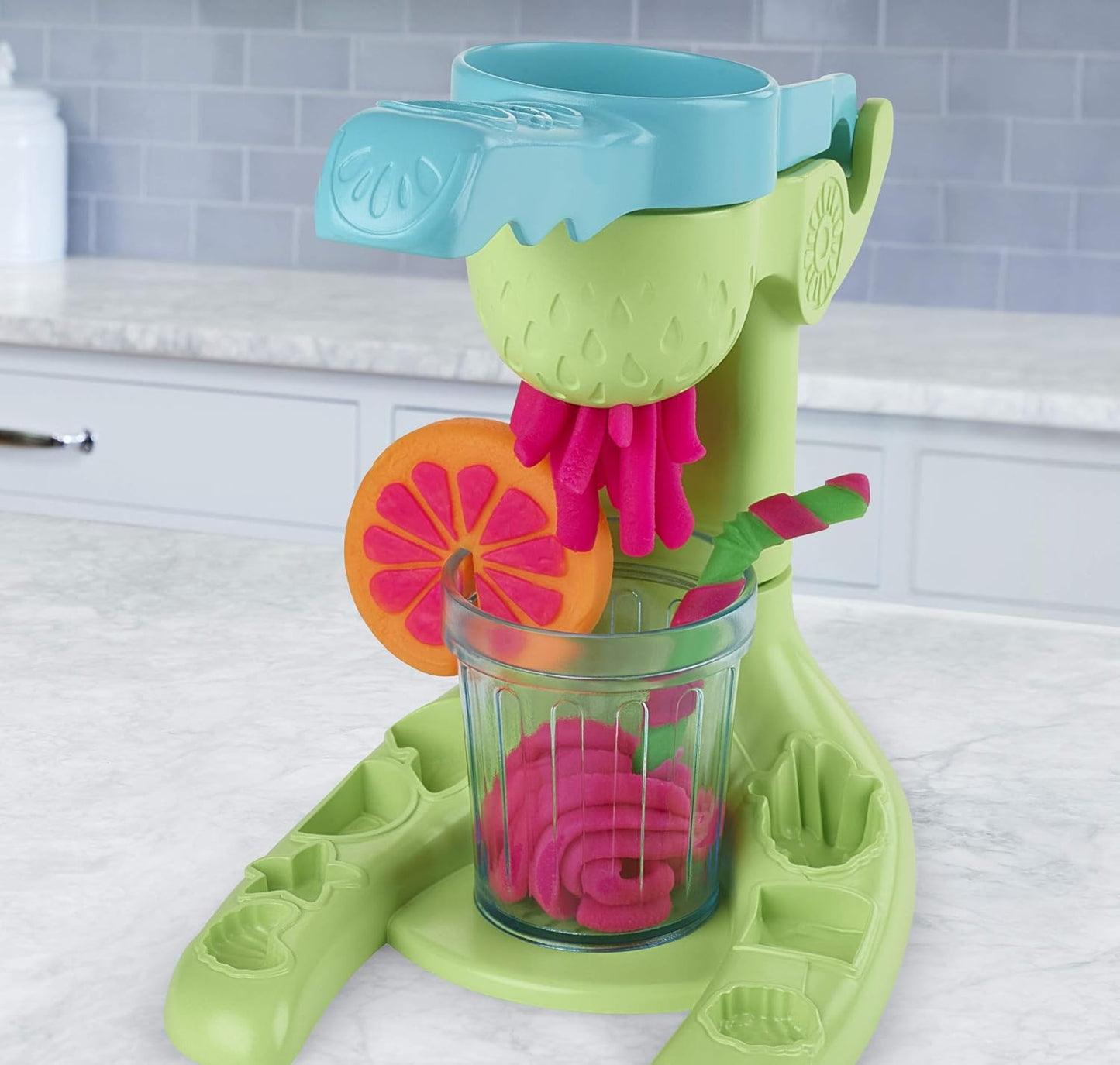 Play-Doh Kitchen Creations Juice Squeezin