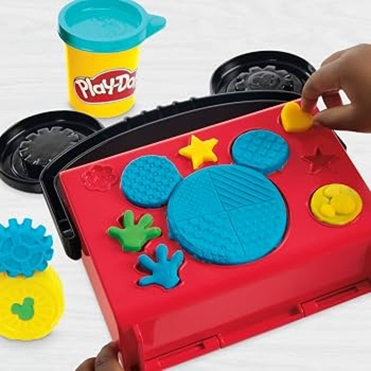 Play-Doh Disney Junior Garage Playset by Play-Doh