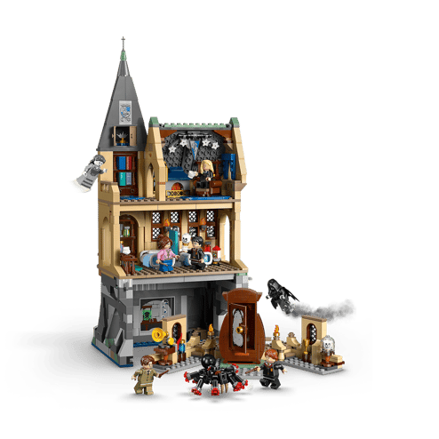 LEGO Hogwarts Castle: Hospital Wing (76463) by LEGO