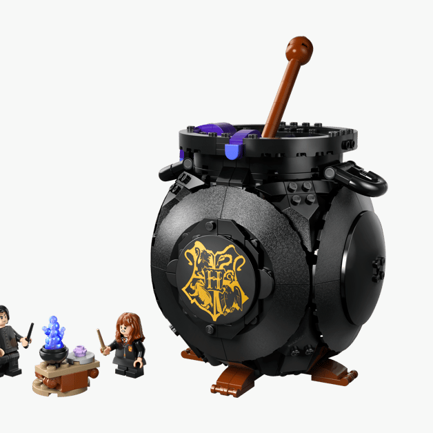 LEGO Cauldron: Secret Potions Classroom (76464) by LEGO