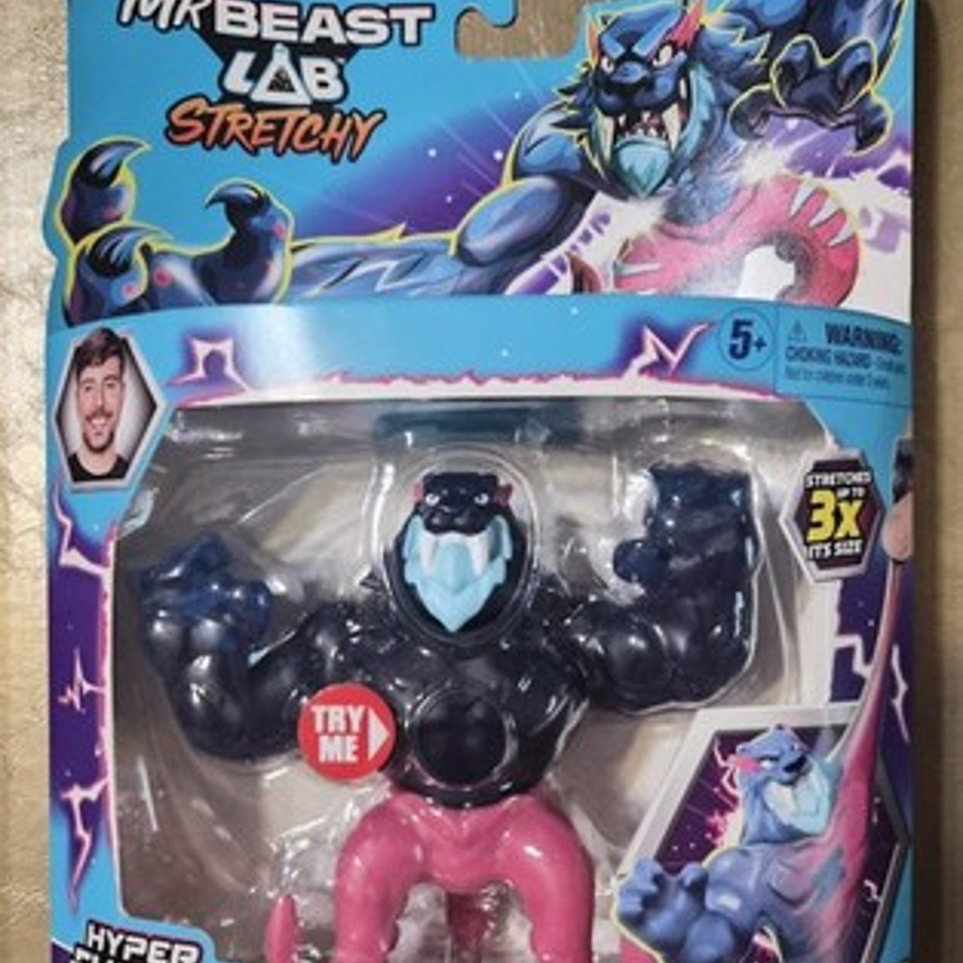 Mr Beast Lab Hyper Fusion Sabertooth Squid by Moose Toys