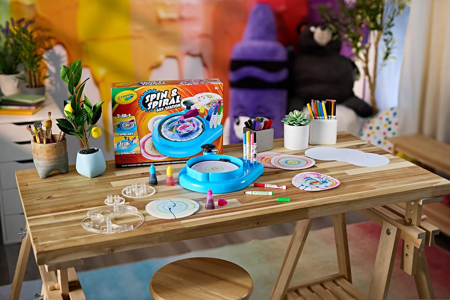 SPIN & SPIRAL ART STATION