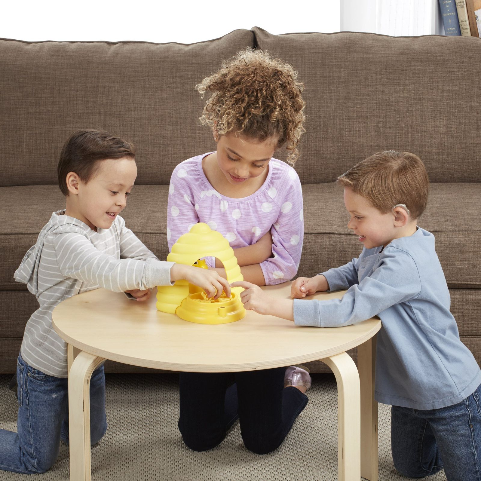BEEHIVE SURPRISE by Hasbro