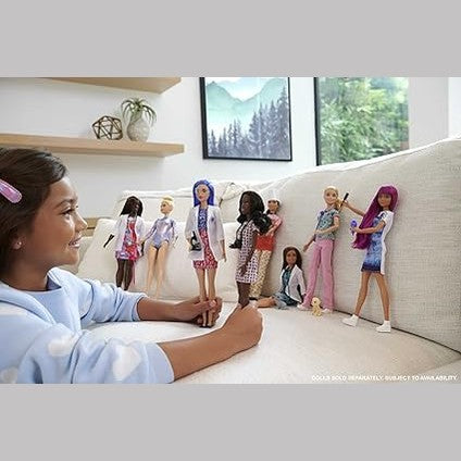 Barbie Salon Stylist Doll by Mattel