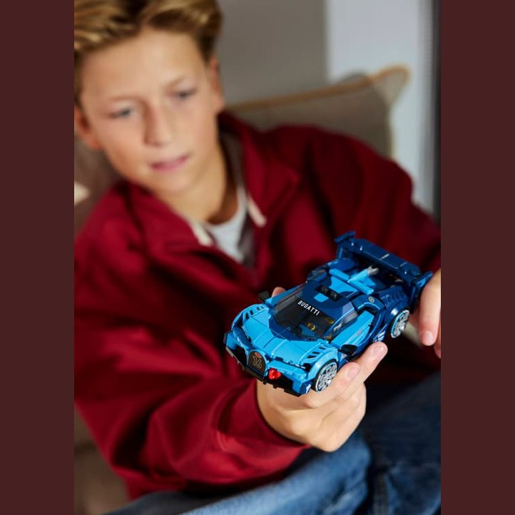 LEGO Bugatti Vision GT Hyper Sports (77253) by LEGO