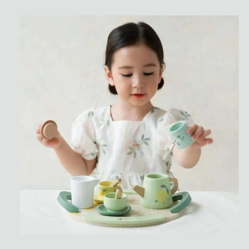 CLASSIC WORLD VINTAGE AFTERNOON TEA SET by Classic World