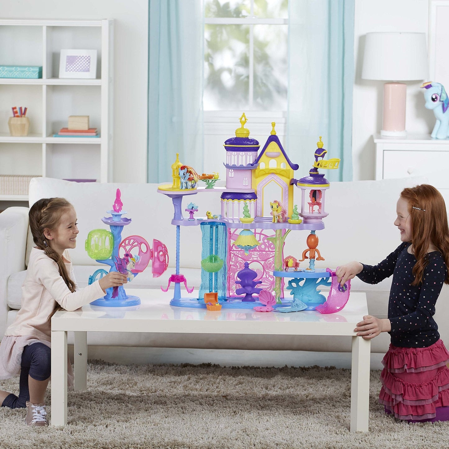 Canterlot and Seaquestria by Hasbro