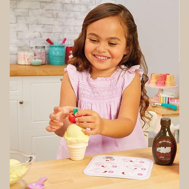 Creative Chefs Ice Cream Kit with Special Make-It! by MGA Entertainment