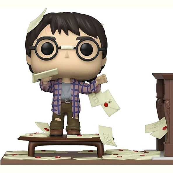 Funko Pop! Harry Potter with Hogwarts Letters Exclusive (136) by FUNKO POP!