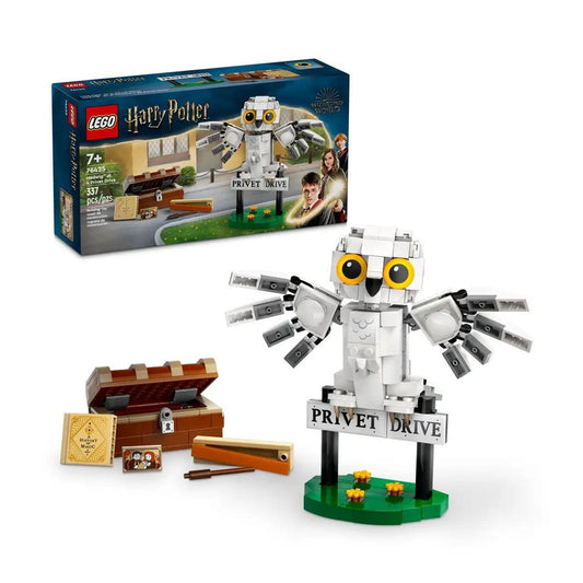 LEGO Hedwig™ at 4 Privet Drive (76425) by LEGO