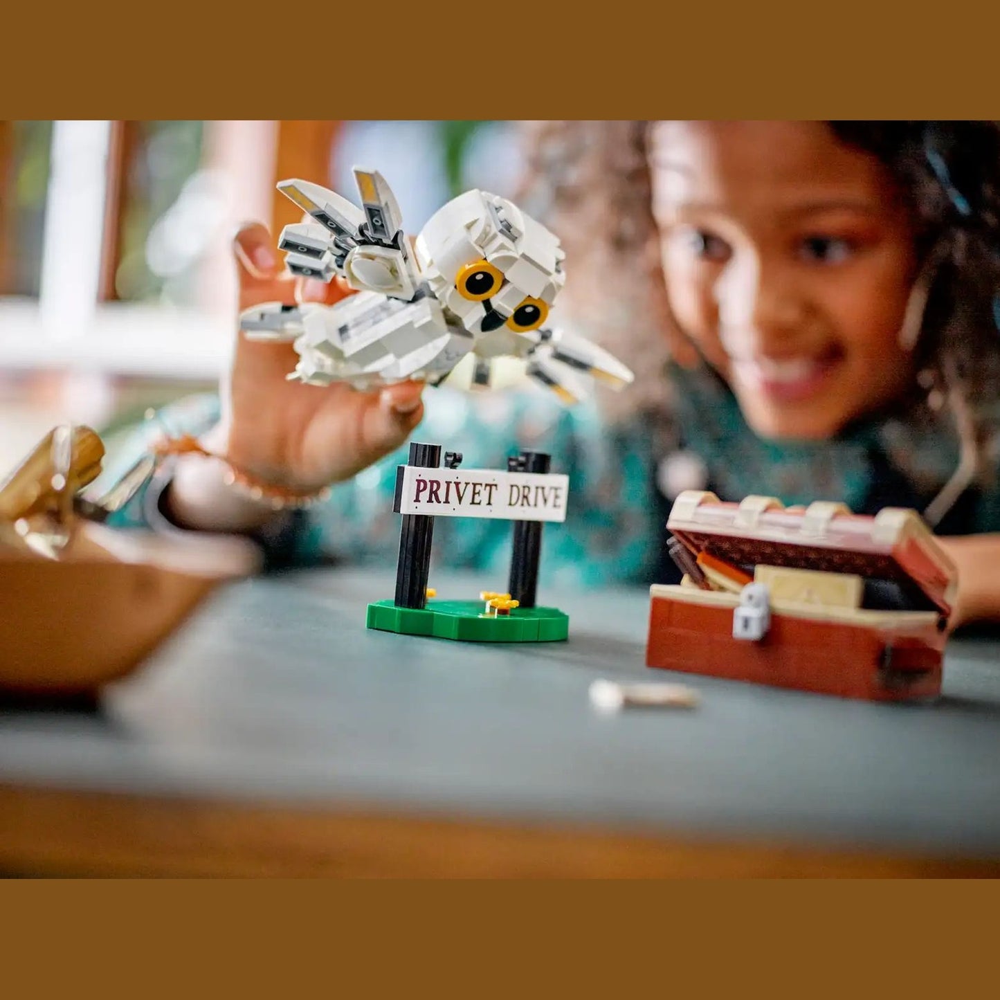 LEGO Hedwig™ at 4 Privet Drive (76425) by LEGO