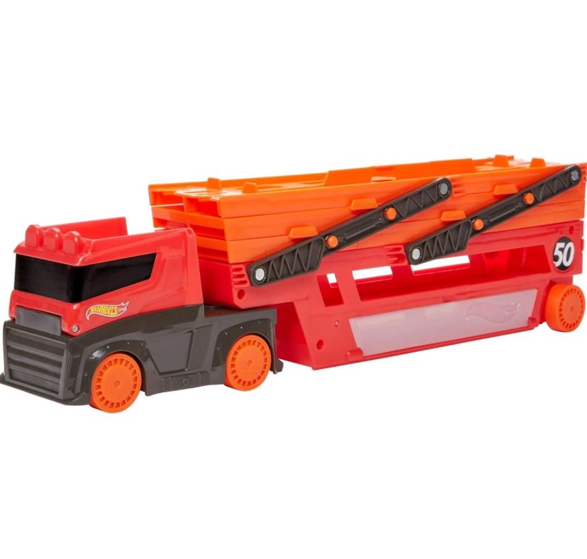 Hot Wheels Action Mega hauler / transporter