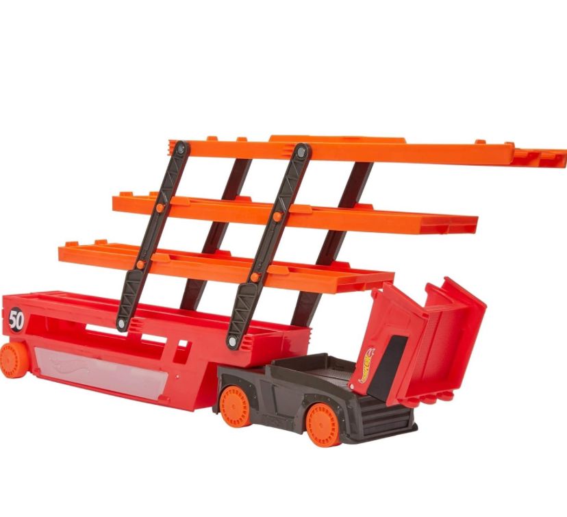 Hot Wheels Action Mega hauler / transporter