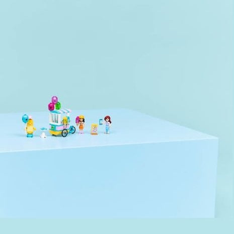 LEGO Ice Cream & Balloon Stand (42692) by LEGO
