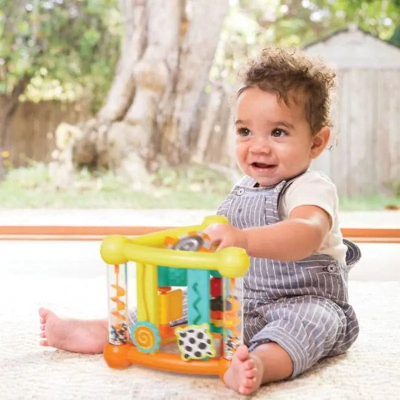 Infantino – Activity triangle by Blue Box Kids