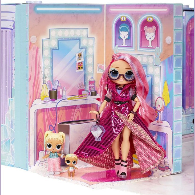 L.O.L. Surprise! Fashion Show Mega Runway by MGA Entertainment
