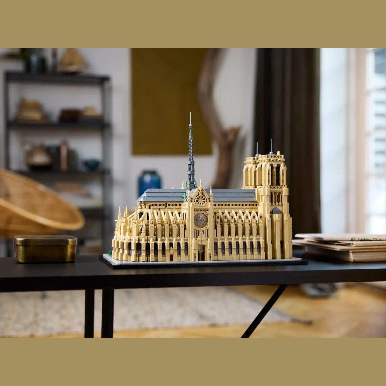 LEGO Architecture Notre-Dame de Paris (21061) by LEGO