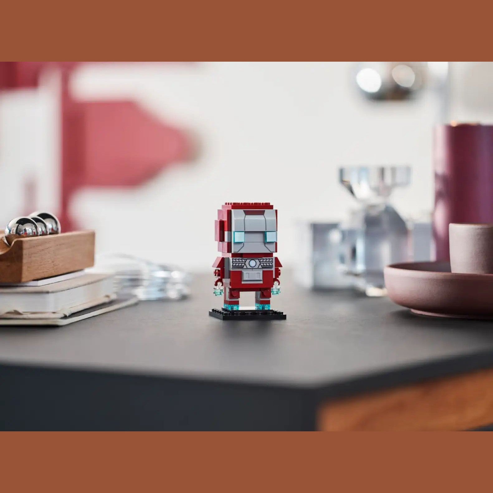 LEGO BrickHeadz Marvel Iron Man MK5 Figure (40669) by LEGO
