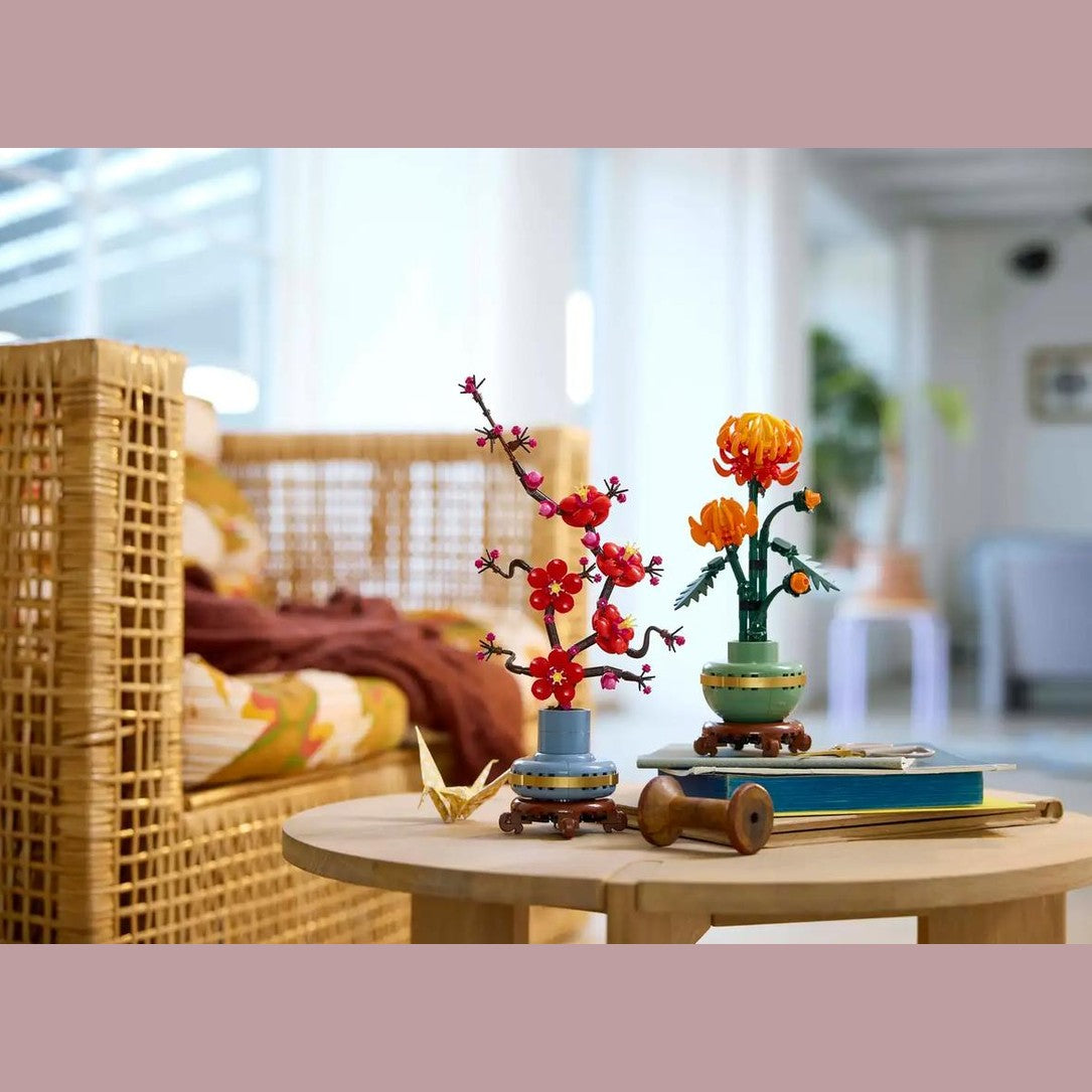 LEGO Chrysanthemum (10368) by LEGO