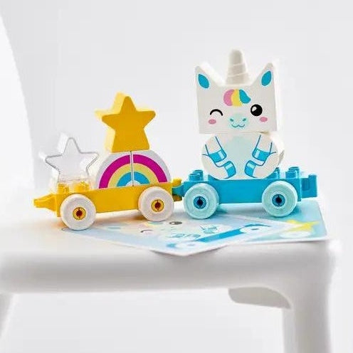 LEGO DUPLO Unicorn (10953) by LEGO