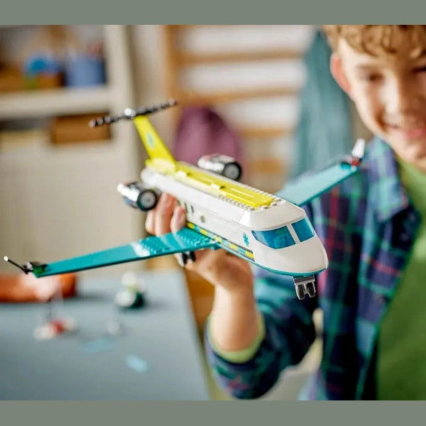 LEGO EMERGENCY AIR AMBULANCE AIRPLANE (60465) by LEGO