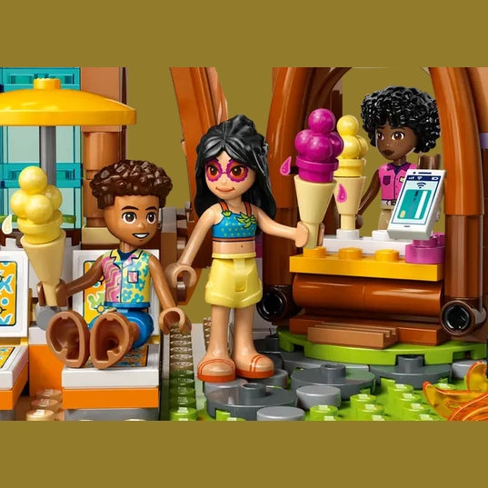 LEGO FRIENDS FAMILY VACATION BEACH RESORT (42673) by LEGO