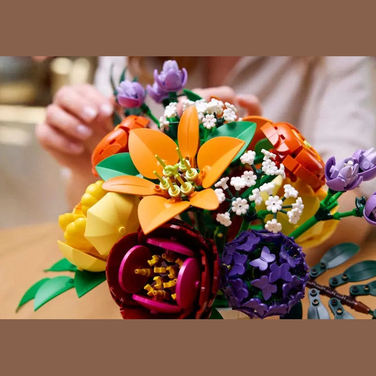 LEGO Flower Arrangement (10345) by LEGO
