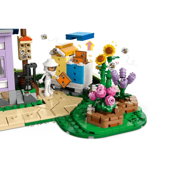 LEGO Friends Beekeepers’ House and Flower Garden (42669) by LEGO