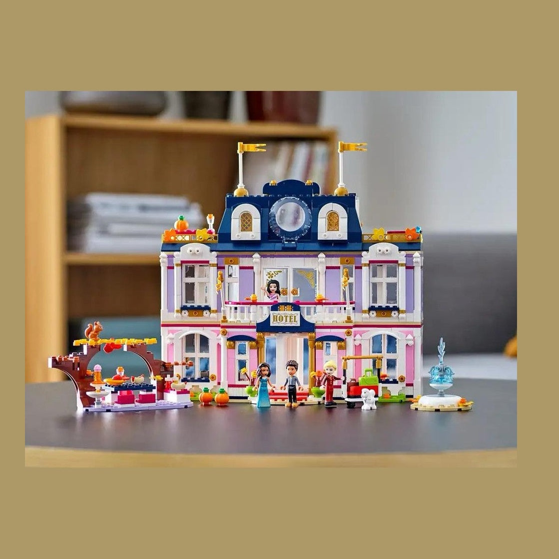 LEGO Friends Heartlake City Grand Hotel (41684) by LEGO
